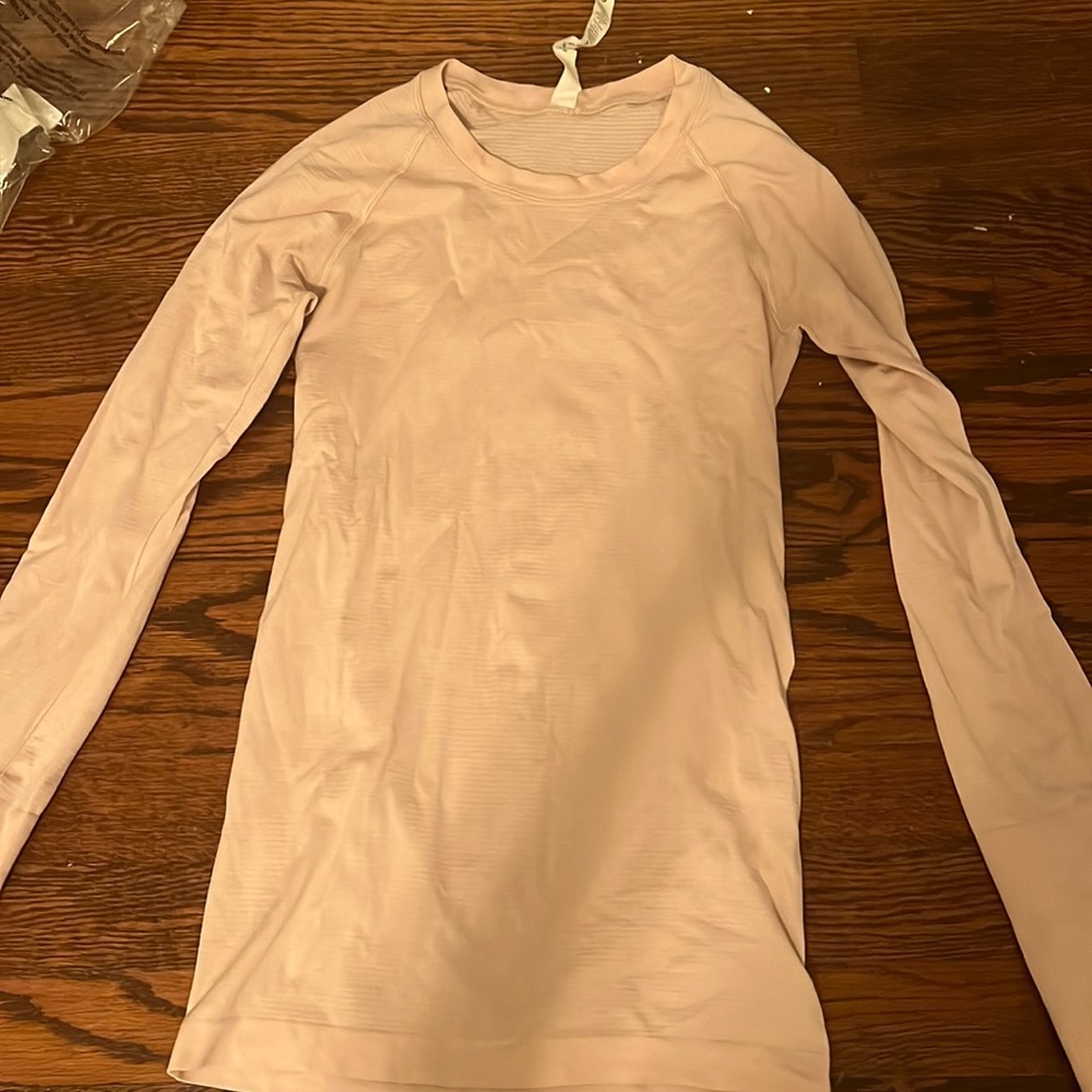 lululemon long sleeve top